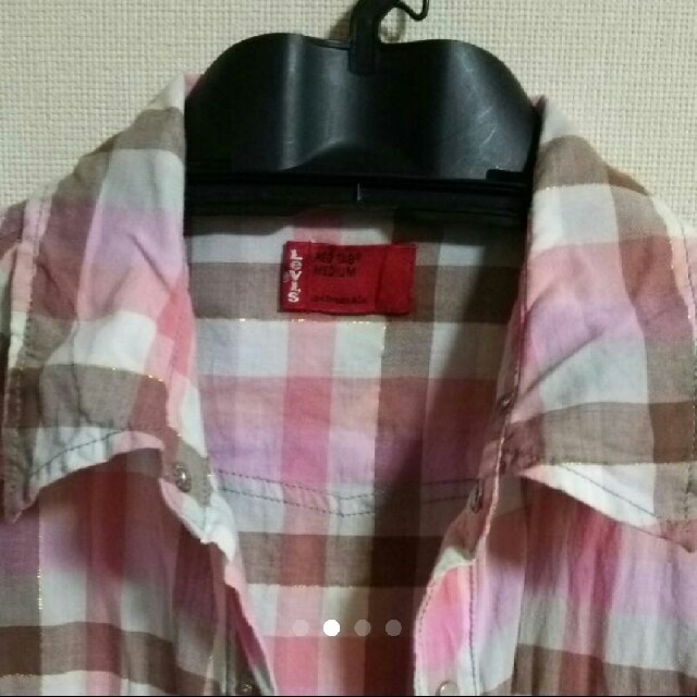 Levi's(リーバイス)のleopoo様専用！ピンクチェックブラウス レディースのトップス(シャツ/ブラウス(長袖/七分))の商品写真