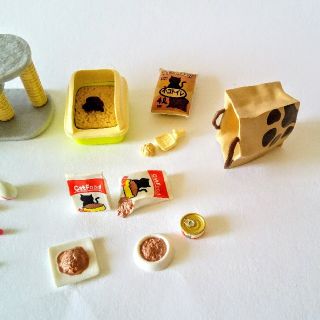 追跡番号付きで発送 猫の飼育セット ミニチュアフィギュア ガチャ 全6種の通販 By キュー太郎 S Shop ラクマ 追跡番号付きで発送 猫の飼育セット ミニチュアフィギュア ガチャ 全6種の通販 By キュー太郎 S Shop ラクマ