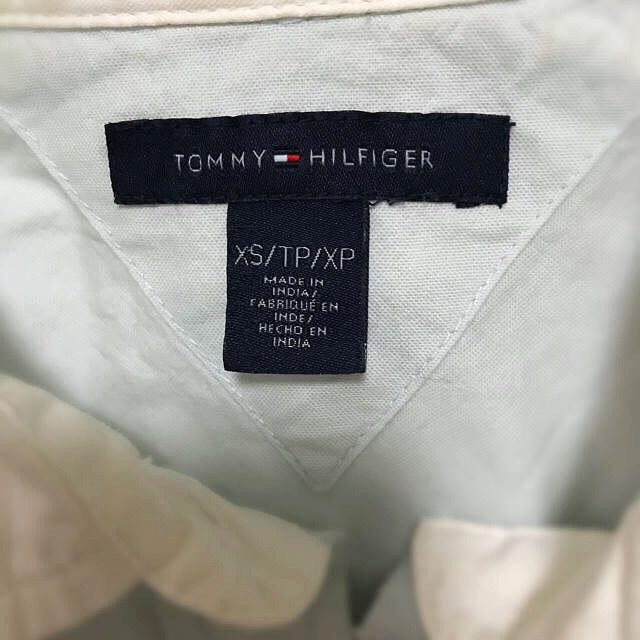 TOMMY HILFIGER(トミーヒルフィガー)のTOMMY HILFIGERシャツ(薄ブルー) レディースのトップス(シャツ/ブラウス(長袖/七分))の商品写真