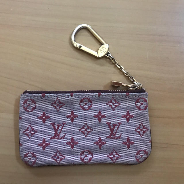 LOUIS VUITTON(ルイヴィトン)のLOUIS VUITTON キーケース レディースのファッション小物(キーケース)の商品写真