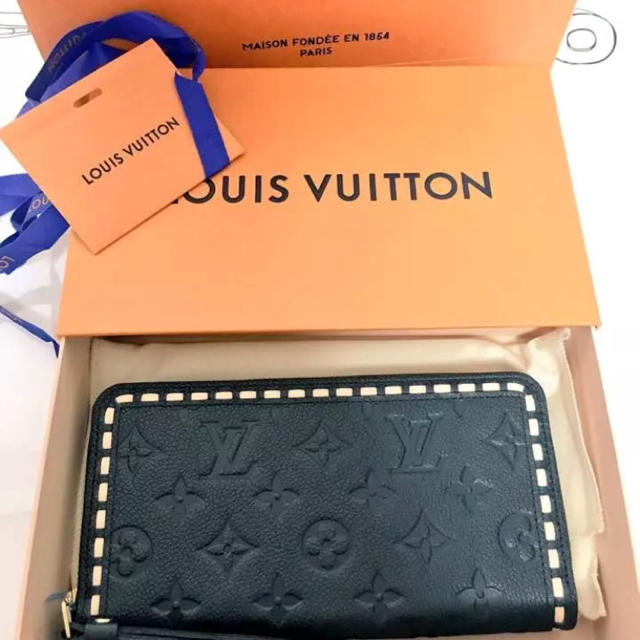 LOUIS VUITTON(ルイヴィトン)のみっきー様専用ルイヴィトン ジッピーウォレット 黒 レディースのファッション小物(財布)の商品写真