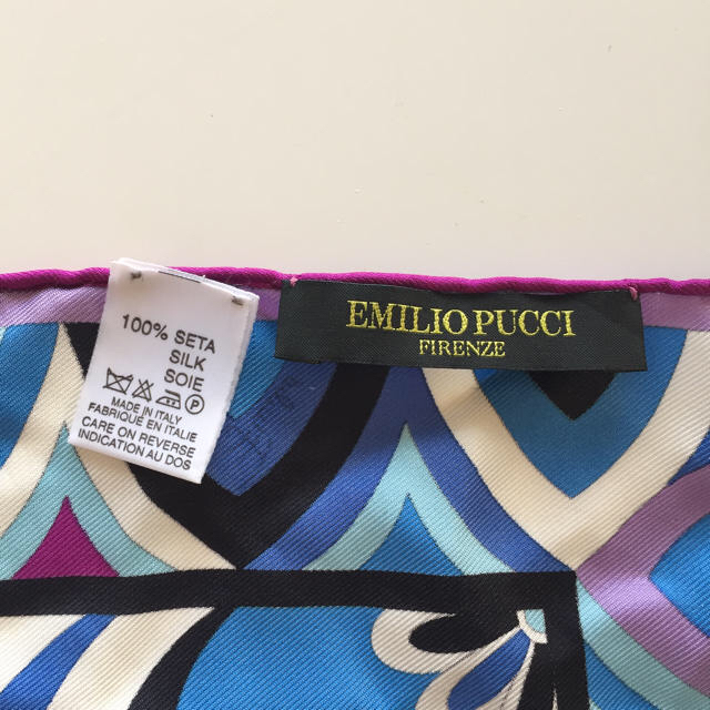 EMILIO PUCCI(エミリオプッチ)のEMILIO PUCCI スカーフ レディースのファッション小物(バンダナ/スカーフ)の商品写真