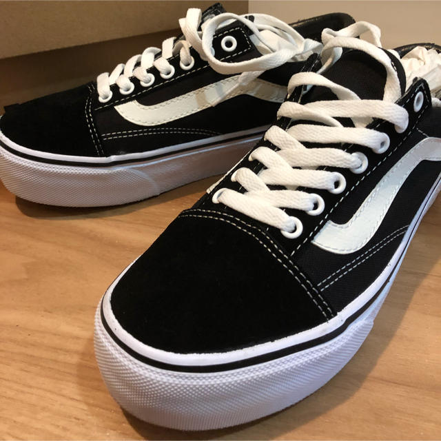 VANS(ヴァンズ)の専用です メンズの靴/シューズ(スニーカー)の商品写真