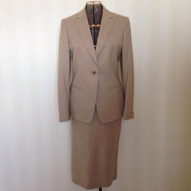 UNITED ARROWS(ユナイテッドアローズ)のユナイテッドアローズ スーツ38号 レディースのフォーマル/ドレス(スーツ)の商品写真