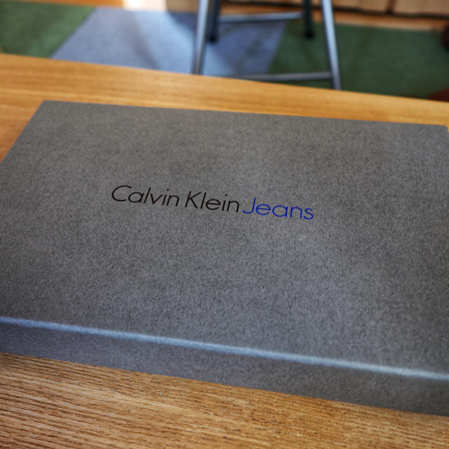 Calvin Klein(カルバンクライン)の【新品】カルバン・クライン カウレザーロングウォレット HP0892S7100 メンズのファッション小物(長財布)の商品写真