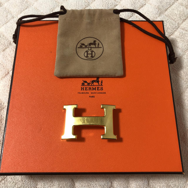 Hermes(エルメス)のHERMES エルメス ベルト用ロゴバックル ゴールド  レディースのファッション小物(ベルト)の商品写真