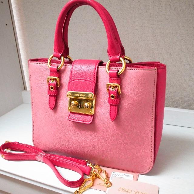 正規品♡最安値♡ミュウミュウ　2wayバッグ　バイカラー　ピンク　バッグ　財布