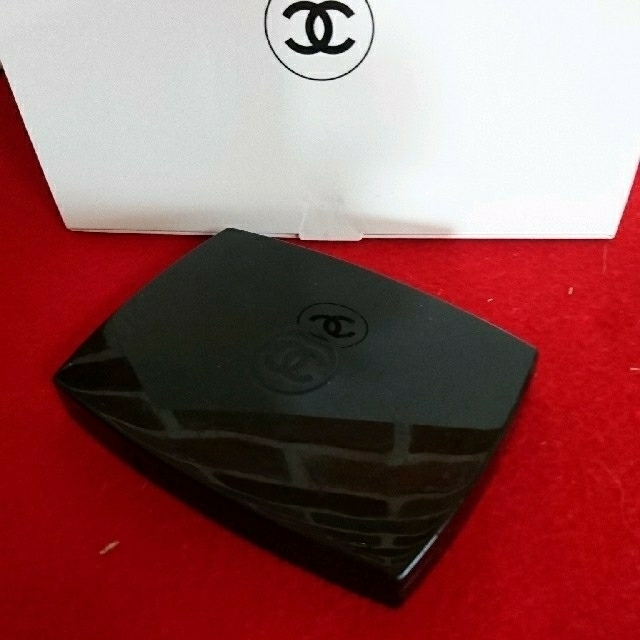 CHANEL(シャネル)の◇CHANEL◇コンパクトファンデーション コスメ/美容のベースメイク/化粧品(ファンデーション)の商品写真