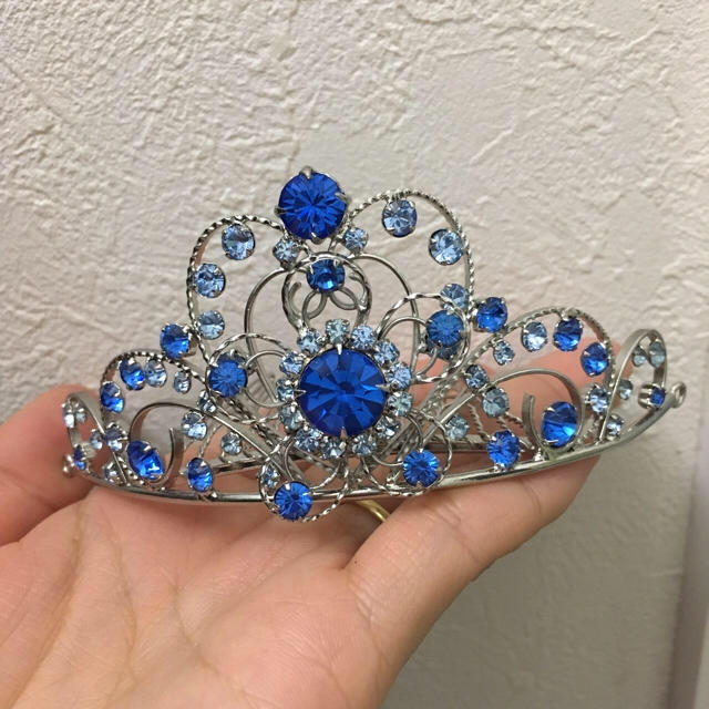 Tiara2種 レディースのヘアアクセサリー(その他)の商品写真