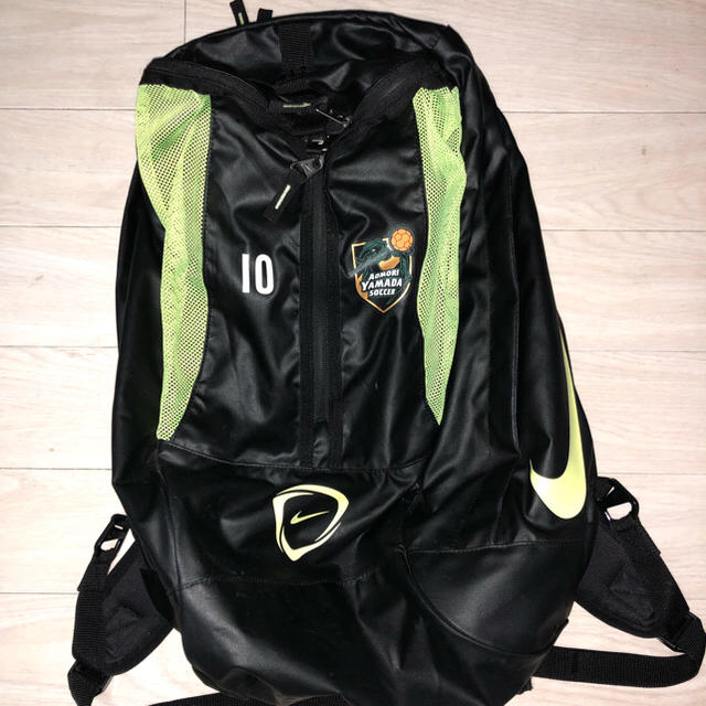 NIKE - ナイキ リュック 青森山田高校サッカー部の通販 by リサイクル NIKE - ナイキ リュック 青森山田高校サッカー部の通販 by リサイクル