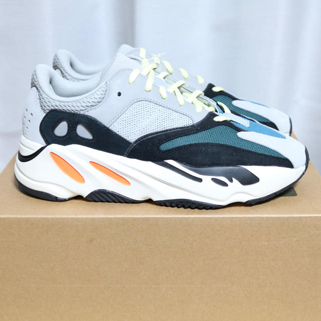 adidas(アディダス)のAdidas YEEZY BOOST 700 26.5cm メンズの靴/シューズ(スニーカー)の商品写真