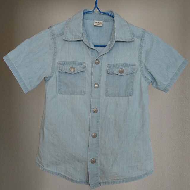 e.a.B(エーアーベー)のeaB デニムシャツ 130 キッズ/ベビー/マタニティのキッズ服女の子用(90cm~)(Tシャツ/カットソー)の商品写真