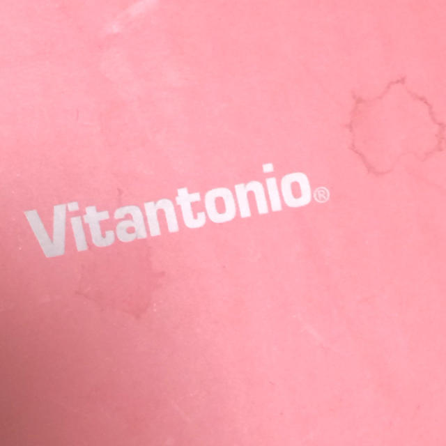 ビタントニオ ミニボトルブレンダー イチゴ VITANTONIO スマホ/家電/カメラの調理家電(ジューサー/ミキサー)の商品写真