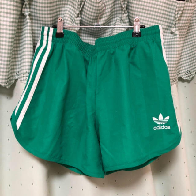 adidas(アディダス)のアディダスオリジナル adidas original メンズのパンツ(ショートパンツ)の商品写真