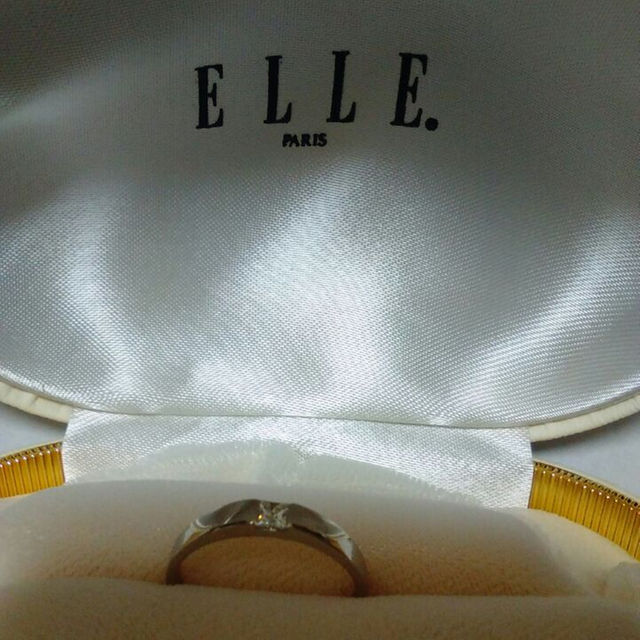 ELLE(エル)のELLE プラチナ950ダイヤモンドリング レディースのアクセサリー(リング(指輪))の商品写真
