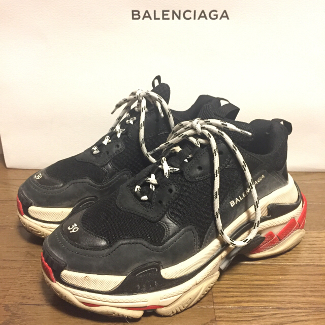 Balenciaga(バレンシアガ)のバレンシアガ トリプルS  triple s メンズの靴/シューズ(スニーカー)の商品写真