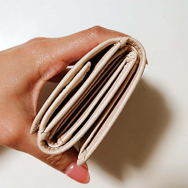 Furla(フルラ)のFURLA コンパクト三つ折り財布 レディースのファッション小物(財布)の商品写真