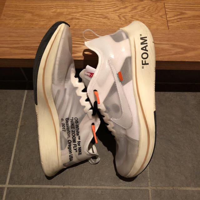 NIKE(ナイキ)のtatsu様専用 off-white THETEN ZOOM FLY  メンズの靴/シューズ(スニーカー)の商品写真