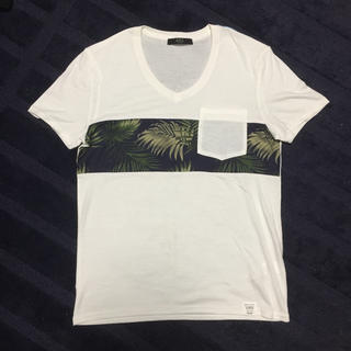 アズールバイマウジー(AZUL by moussy)のAZUL VネックTシャツ(Tシャツ/カットソー(半袖/袖なし))