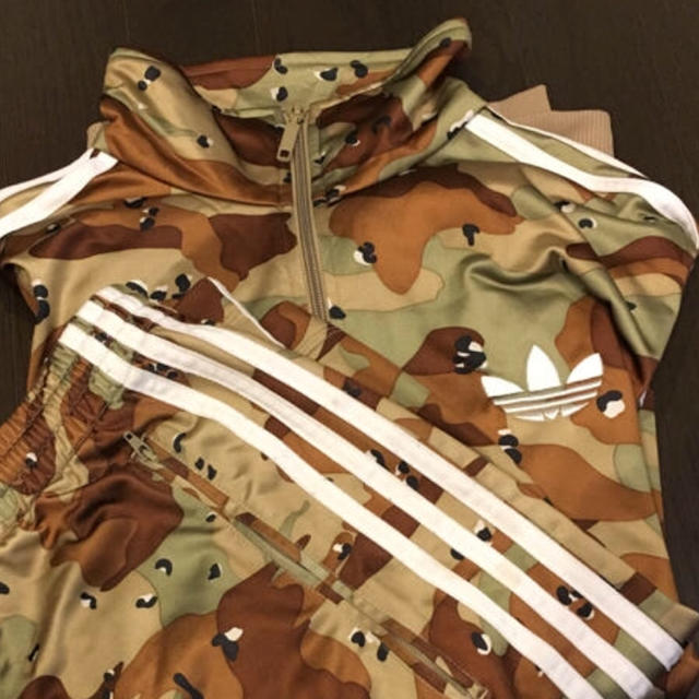 adidas(アディダス)のCOCO様 専用 メンズのトップス(パーカー)の商品写真