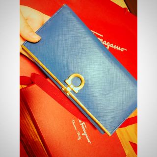 サルヴァトーレフェラガモ(Salvatore Ferragamo)の☆ フェラガモ 財布 ☆ 箱付き ☆(財布)