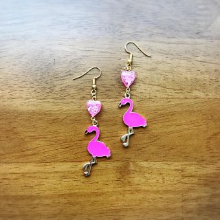 ハンドメイド ピアス フラミンゴ(ピアス)