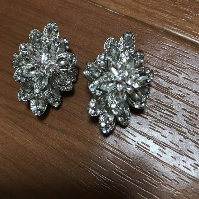 Vera Wang(ヴェラウォン)のブライダルホリック イヤリング レディースのアクセサリー(イヤリング)の商品写真