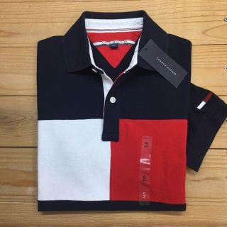 トミーヒルフィガー(TOMMY HILFIGER)の新品【メンズS】★トミー★トリコロールカラー！色切替半袖ポロシャツ/紺(ポロシャツ)