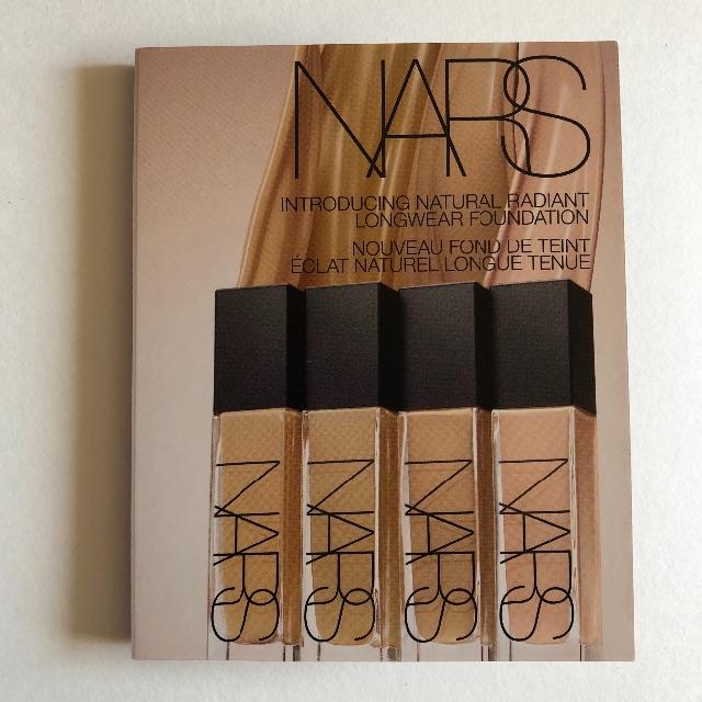 NARS(ナーズ)のナチュラルラディアント ロングウェアファンデーション サンプル コスメ/美容のベースメイク/化粧品(ファンデーション)の商品写真