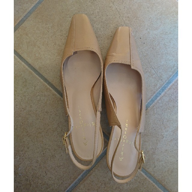 ブティックオオサキ ベージュ パンプス レディースの靴/シューズ(ハイヒール/パンプス)の商品写真