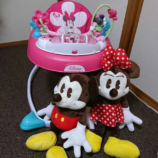 ディズニー　ミニーちゃん　歩行器