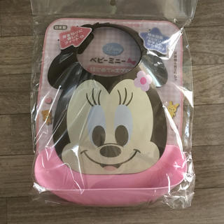 ディズニー(Disney)のミニー エプロン 新品(お食事エプロン)