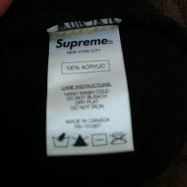 Supreme(シュプリーム)のsupremeニット帽 メンズの帽子(その他)の商品写真