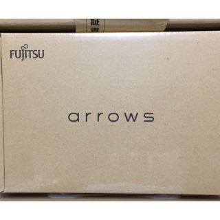 フジツウ(富士通)の富士通 arrows M03 (スマートフォン本体)