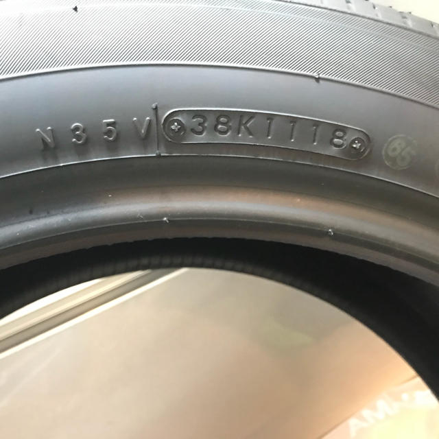 タイヤ4本 235/50R18 新車外し アルファード 自動車/バイクの自動車(タイヤ)の商品写真