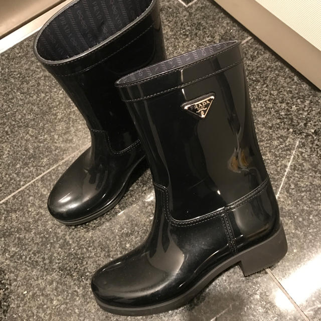 PRADA レインブーツ tour.lavender-hotels.com