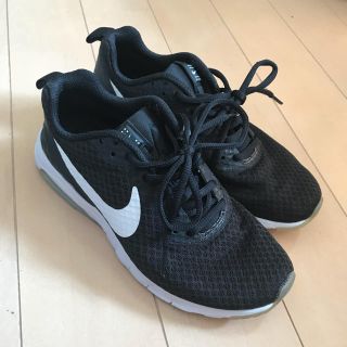 NIKE - NIKE AIR スニーカーの通販｜ラクマ