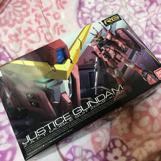 BANDAI(バンダイ)のジャスティスガンダム エンタメ/ホビーのおもちゃ/ぬいぐるみ(模型/プラモデル)の商品写真