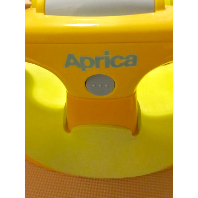 Aprica(アップリカ)のアップリカ バスチェア キッズ/ベビー/マタニティの洗浄/衛生用品(その他)の商品写真