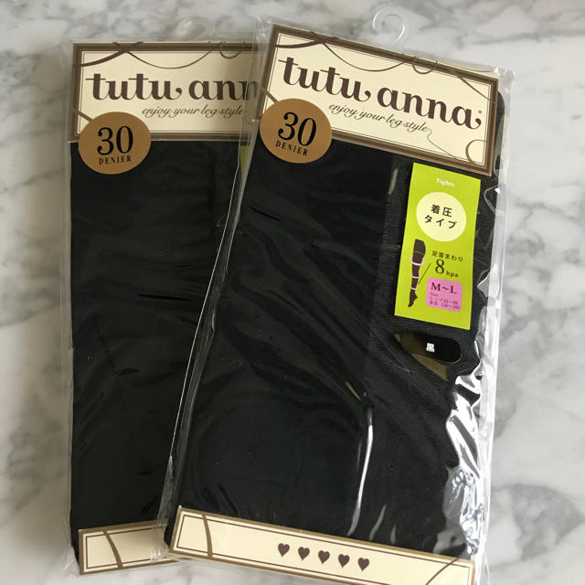 tutuanna(チュチュアンナ)の30デニール 黒タイツ レディースのレッグウェア(タイツ/ストッキング)の商品写真