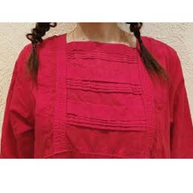 nest Robe(ネストローブ)の【美品】ﾈｽﾄﾛｰﾌﾞ ﾘﾈﾝﾐﾙﾌｨｰﾕﾀｯｸﾜﾝﾋﾟｰｽ RED レディースのワンピース(ロングワンピース/マキシワンピース)の商品写真