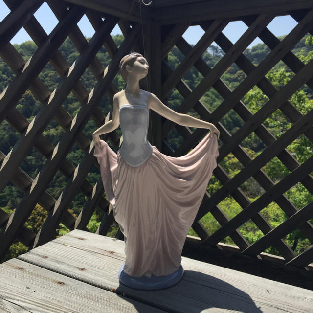 70 リヤドロ LLADRO 踊る少女 - vidaclube.com.br