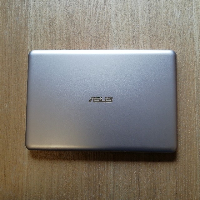 ノートPC ASUS E2000HA-8350G-eastgate.mk