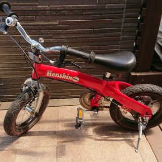 ★kyss216さま専用★へんしんバイク 赤 スタンド付   横浜近辺運びます！(自転車本体)