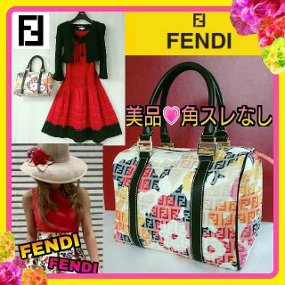 フェンディ(FENDI)の美品💗FENDI(フェンディ)💛レディなフラワー柄💗希少ボストンバッグ💛(ハンドバッグ)