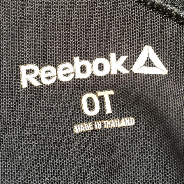 Reebok(リーボック)の【とらうっず様専用】Reebok タンクトップ レディースのトップス(タンクトップ)の商品写真