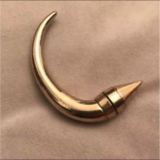 ジバンシィ マグネットピアスの通販 10点 | GIVENCHYを買うならラクマ