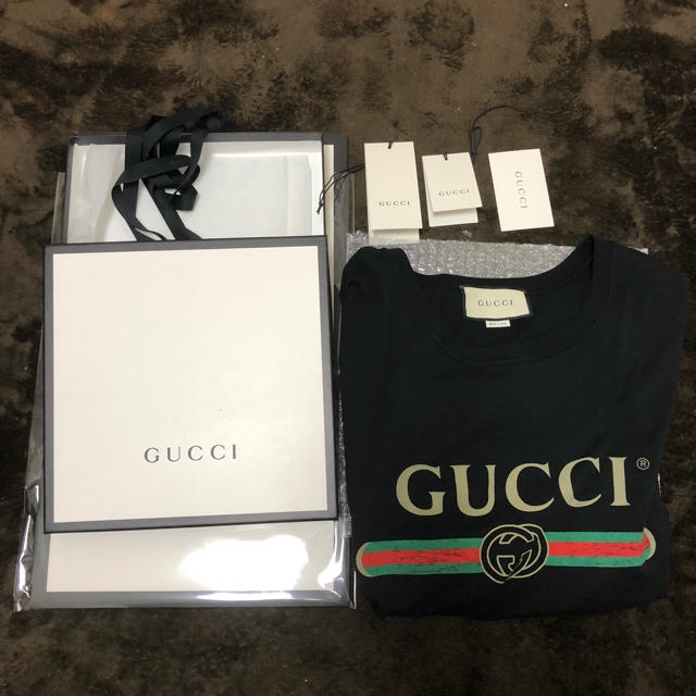 Gucci(グッチ)のGUCCI tシャツ 未使用新品 メンズのトップス(Tシャツ/カットソー(半袖/袖なし))の商品写真