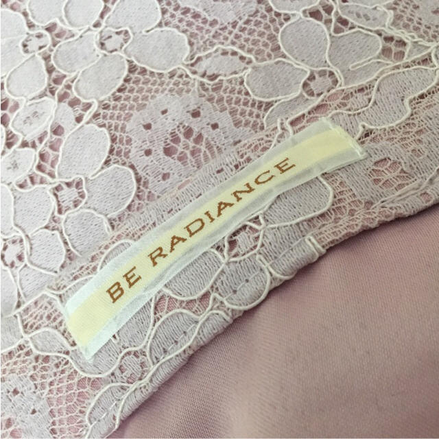 BE RADIANCE(ビーラディエンス)のmero様 専用 ビーラディエンス スカート レース 美品 レディースのスカート(ひざ丈スカート)の商品写真