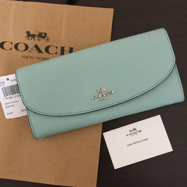 COACH(コーチ)のCOACH コーチ 長財布 ブルー アクア AQUA レディースのファッション小物(財布)の商品写真